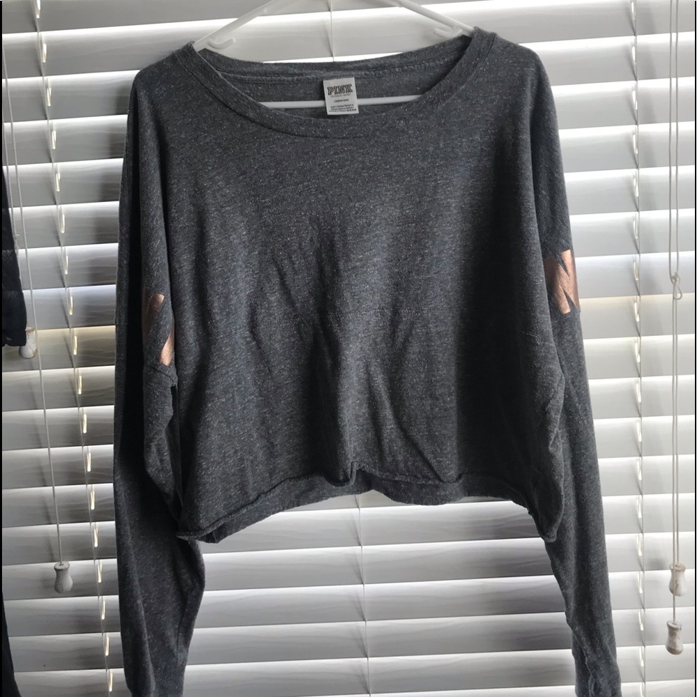 Long sleeve crop top